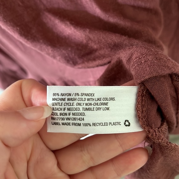 Women's Sleeveless Ruffle Hem Top - Mauve - Picture 6 of 10